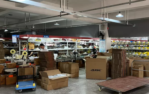Production Tour: Inside Our Modern Workshop for Motorcycle Helmet Manufacturing